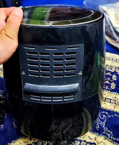 Compact and Efficient Air Fryer