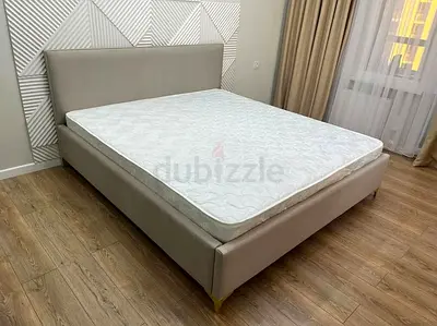 Elegant King Size Bed