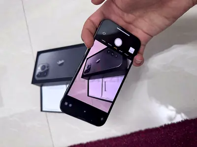 Apple iPhone 13 Pro - Excellent Condition with Box