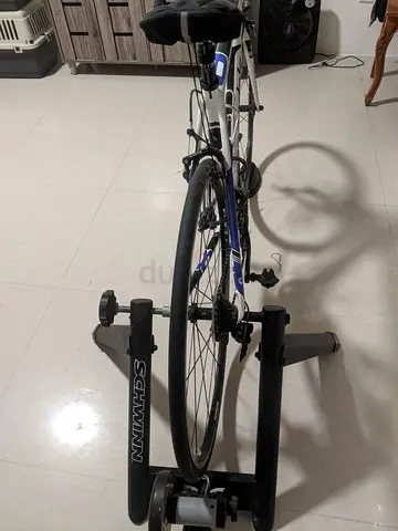 High-Performance Cannondale Road Bike - size 48, Excellent Condition