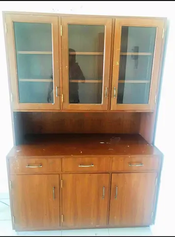Wooden showcase with Glass Doors