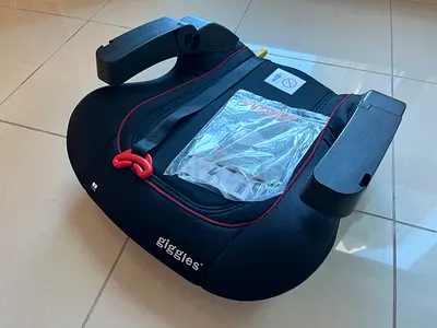 giggles booster sheet