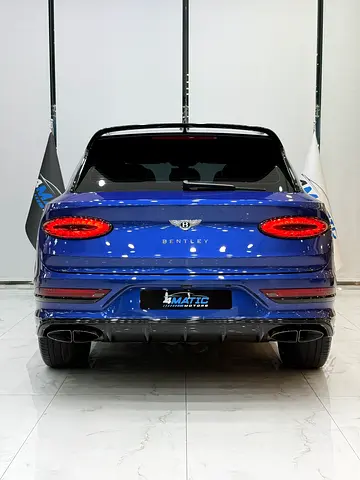 2022 Bentley BENTAYGA — миниатюра 11
