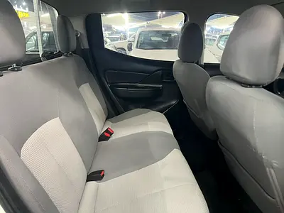 Mitsubishi L200 2021