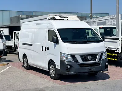 2022 Nissan Urvan | Chiller  friezer | Manual Van | GCC | Screen | Ref#1014