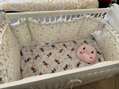 Baby Crib with Storage Drawers