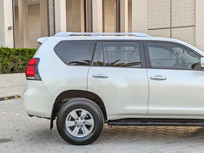 2020 Toyota PRADO — миниатюра 11