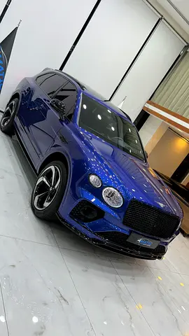 2022 Bentley BENTAYGA — фото 3