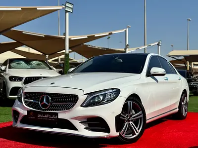 مرسيدس بنز C300 2018 بحالة فنيية ممتازة وسعر عرض ممتاز.