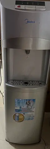 Midea Water Cooler in Excellent Condition