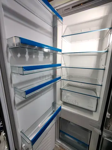 Siemens built-in fridge latest model almost new condition