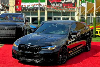 BMW M5/  V.8, 4.4 TWIN TURBO/ HIGH PERFORMANCE/ ACTIVE EXHAUST/ ALL WHEEL DRIVE