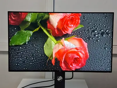 Dell U3219Q UltraSharp 4k UHD (3840 x 2160) 32 inch | USB-C | 90W | Antiglare | VESA.