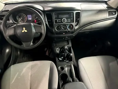 Mitsubishi L200 2021