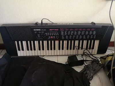 Casio CTK-200 - 40 Songbank Keyboard with Stand, Cover and Adaptor