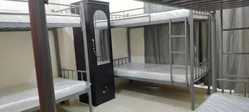 Bed space available Tecom for Indian Men bachelors, DIC metro station 700 AED