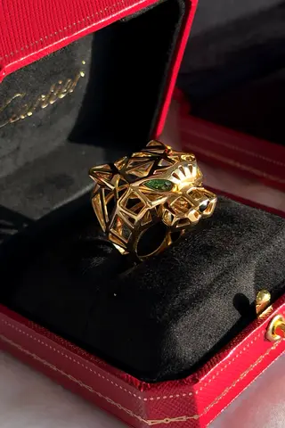 Cartier panthere ring