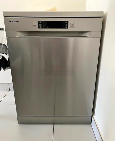 Samsung 3 Racks Dishwasher in Excellent condition