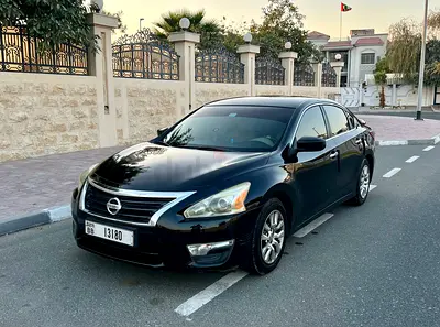 Nissan Altima 2013 Good condition New tayers
New battery Just Buy And Drive