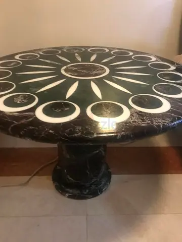 Marble Entry Table in Excellent Condition