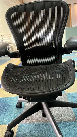 Herman miller Aeron size B