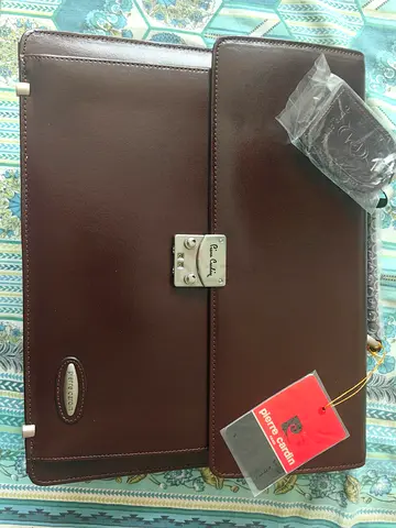 Pierre Cardin bag - unwanted gift, brand new