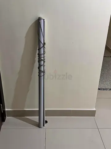 Gray roller blind  height 240 Width 118In good conditionIt is more longer than you see in the pic