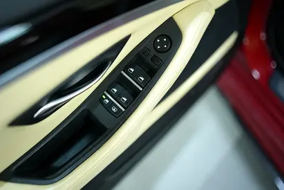 صورة 16 لـ 2013 BMW M5