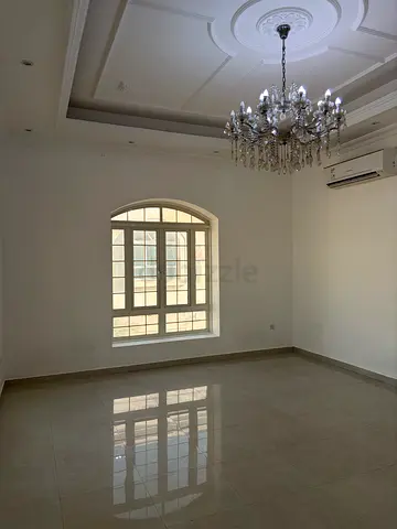 Spacious Masterbedroom like studio in Al Warqa