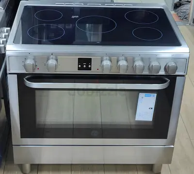 Hoover brand 5Hubs digital electric ceramic cooker 60cm