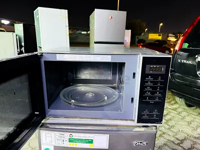 Black+Decker Microwave Oven for Sale