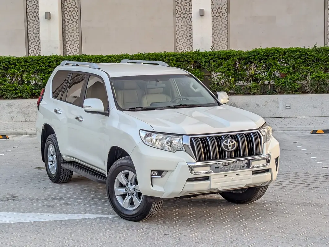 Toyota Prado 2020 — photo 1 of 19