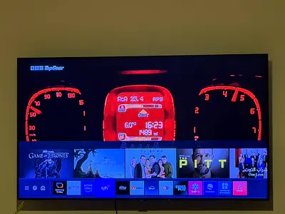 Samsung TV 55” with Free Portable Speakers