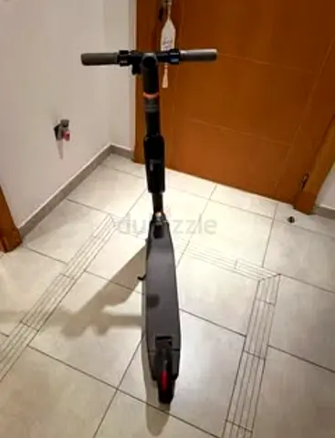 Segway Ninebot ES4 KickScooter w 2nd Battery - Pro Electric Kick Scooter for Adults