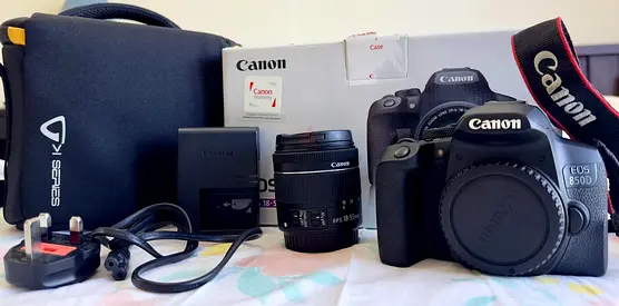 Canon EOS 850D DSLR Camera Bundle - Great Condition