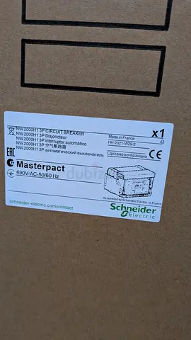 Schneider Electric Masterpact Circuit Breaker 2000A 690V AC