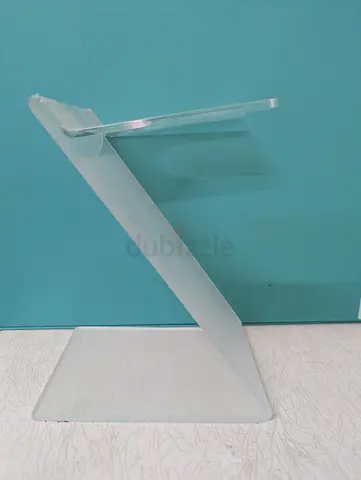 Stylish Transparent Acrylic Stand for multi purpose usage