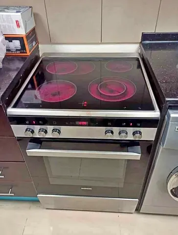 Siemens 4 burner electric cooker 60x60