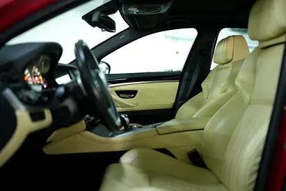 صورة 14 لـ 2013 BMW M5