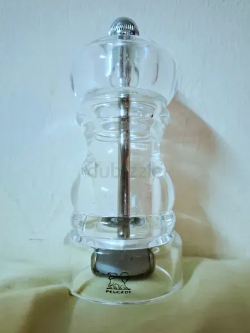 Peugeot Elegant Glass Pepper Grinder
