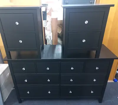 Ikea hemnes chest of drawers with nightstands in good condition.