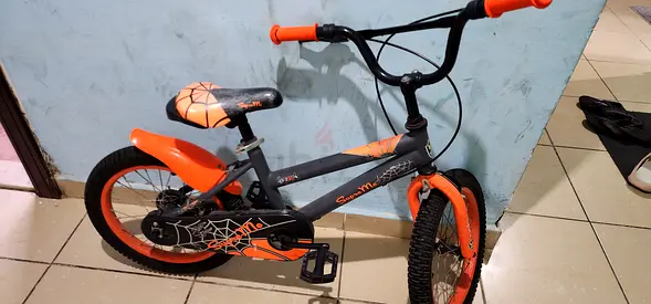 Stunning Spider-Man Kids Bicycle for Sale!