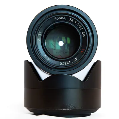 Sony FE Carl Zeiss Sonnar ZA 55mm f1.8 T*