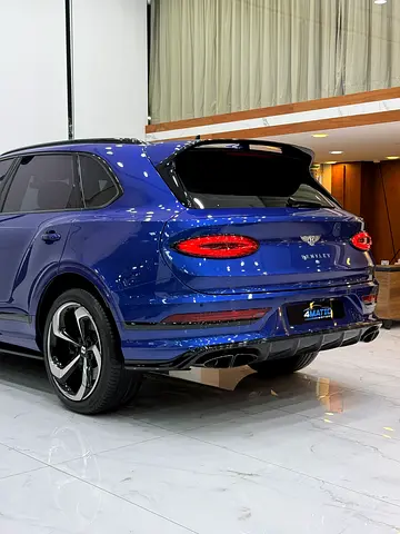 2022 Bentley BENTAYGA — миниатюра 12