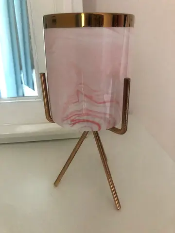 Stylish Pink and Gold vase/candle holder