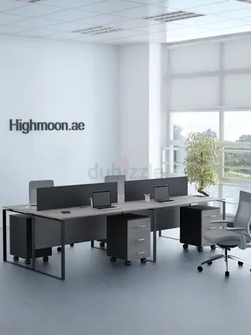 Modern 4 Seater Workstation Desk Design