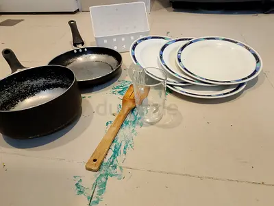 Kitchen Utensils and Dinnerware Set