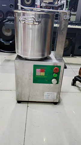 Electric Industrial Commercial Meat and Vegetable Chopper Beater Pulper Shredder Cutter