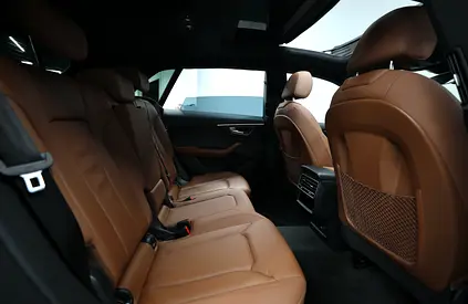 Audi Q8 55 TFSI quattro, миниатюра 8