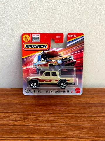 Toyota Land Cruiser 78 Matchbox Diecast Model Car